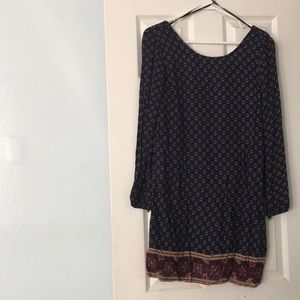 Long Sleeve patterned dress with scoop back